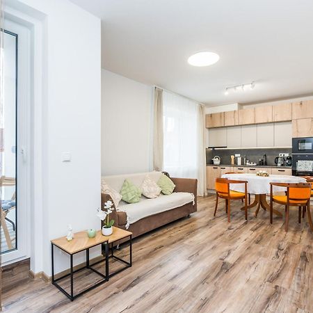 Perla Hradce 103 Apartman Hradec Králové Kültér fotó