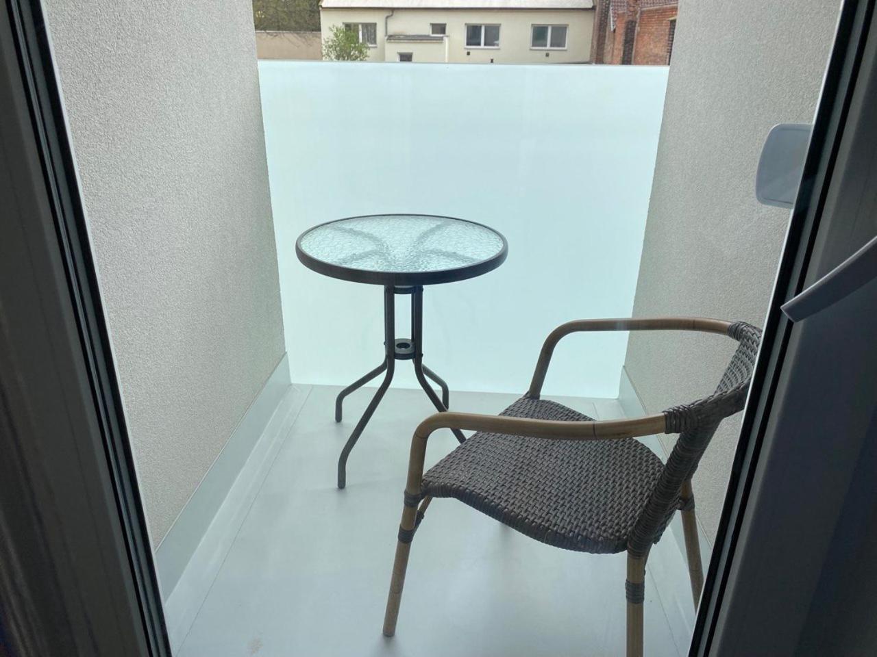 Perla Hradce 103 Apartman Hradec Králové Kültér fotó