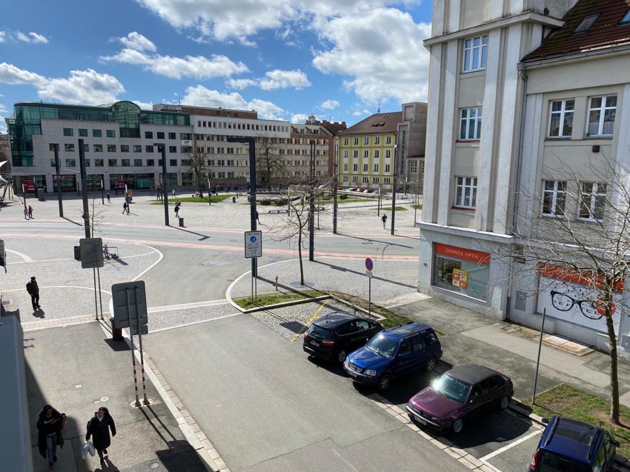 Perla Hradce 103 Apartman Hradec Králové Kültér fotó