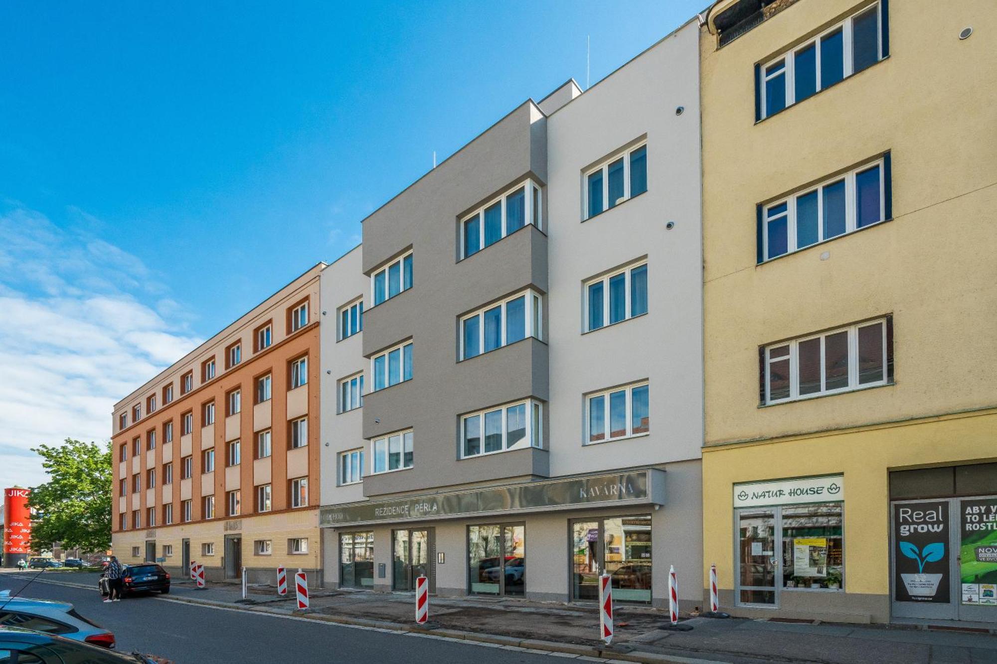Perla Hradce 103 Apartman Hradec Králové Kültér fotó